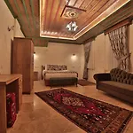 çakıltaşı Evi 2*