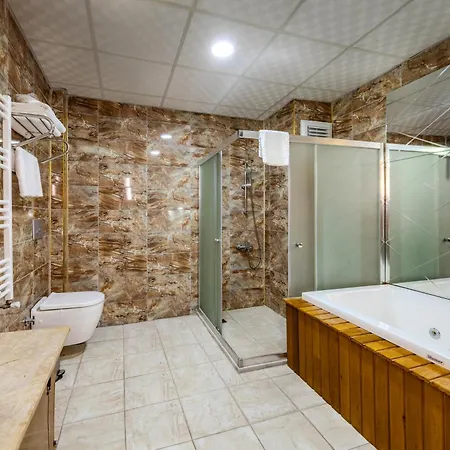 Hotel Cakiltasi Evi 2*