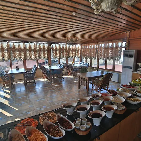 Отель Cakiltasi Evi 2*